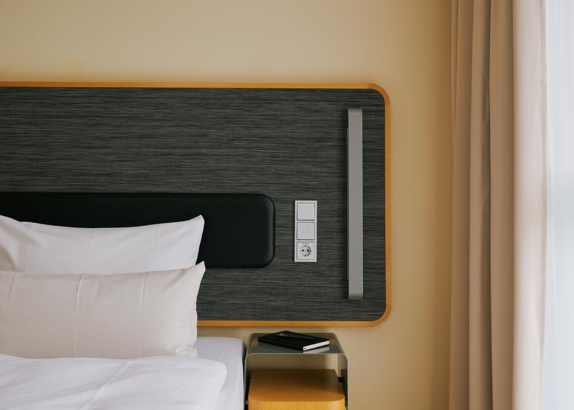 Lufthansa Seeheim - More Than A Conference Hotel エクステリア 写真